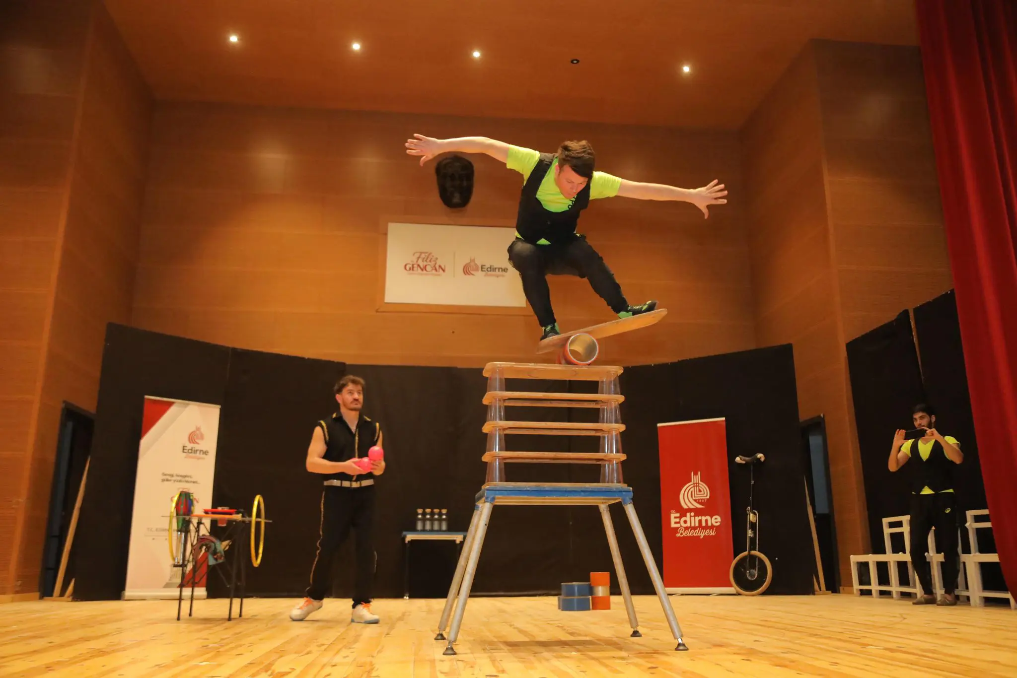 RAMAZAN’IN İLK İFTARI ATATÜRK KÜLTÜR MERKEZİ’NDE GERÇEKLEŞTİ galeri görseli